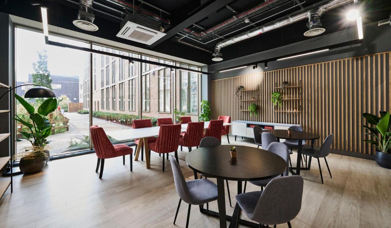 For Students Only Ensuite Bedrooms With Shared Kitchen At The Oaks In Coventry