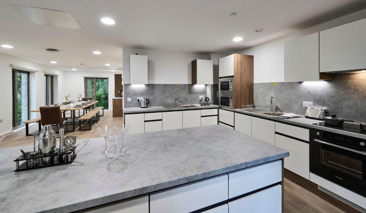 For Students Only Ensuite Bedrooms With Shared Kitchen At The Oaks In