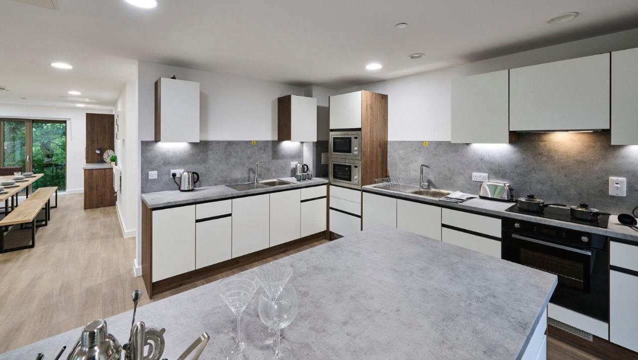 For Students Only Ensuite Bedrooms With Shared Kitchen At The Oaks In * Coventry